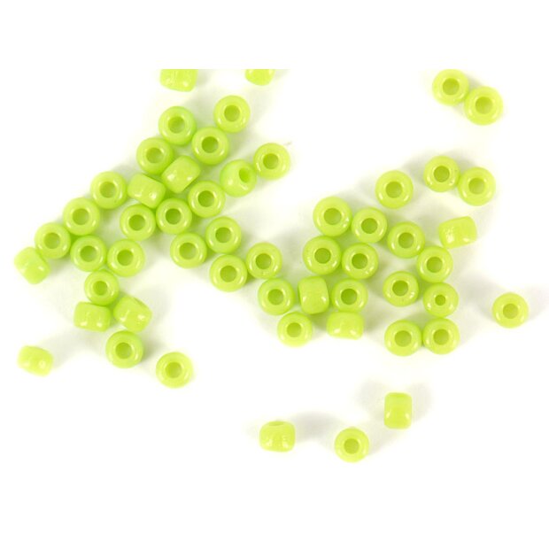 JAPANESE OPAQUE GLASS BEADS hotfly - 2,2 mm - 150 pc. - chartreuse